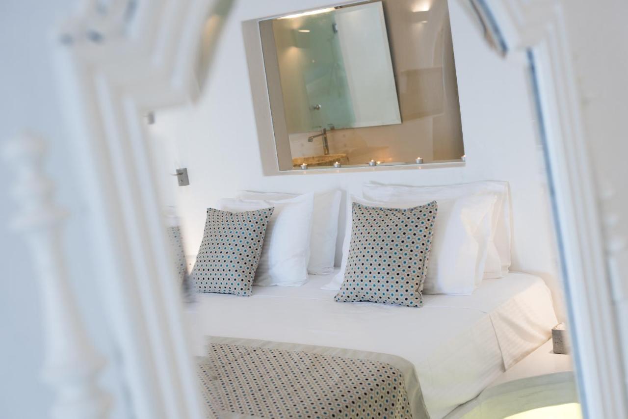 Maregio Suites (Adults Only) Oia  Ngoại thất bức ảnh